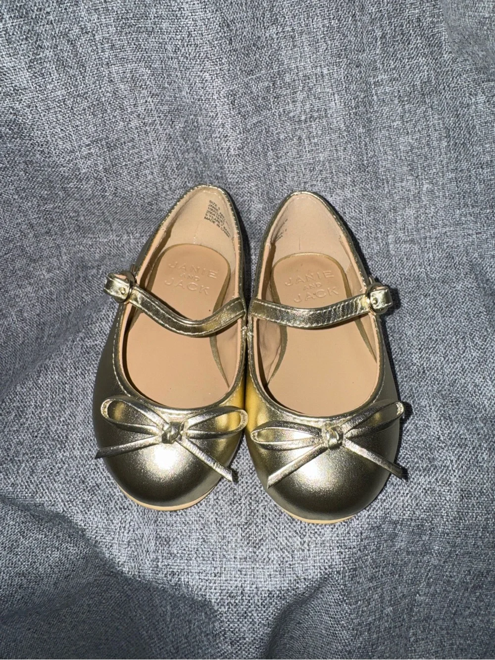 Janie and Jack Girls Metallic Gold Mary Jane Shoes with Bow